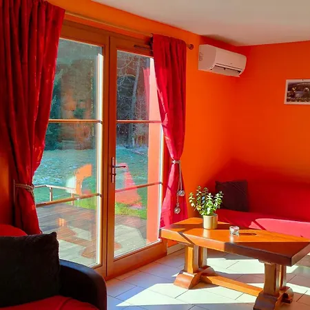Au Bord Du De Longemer كسونبورت-لونجمير